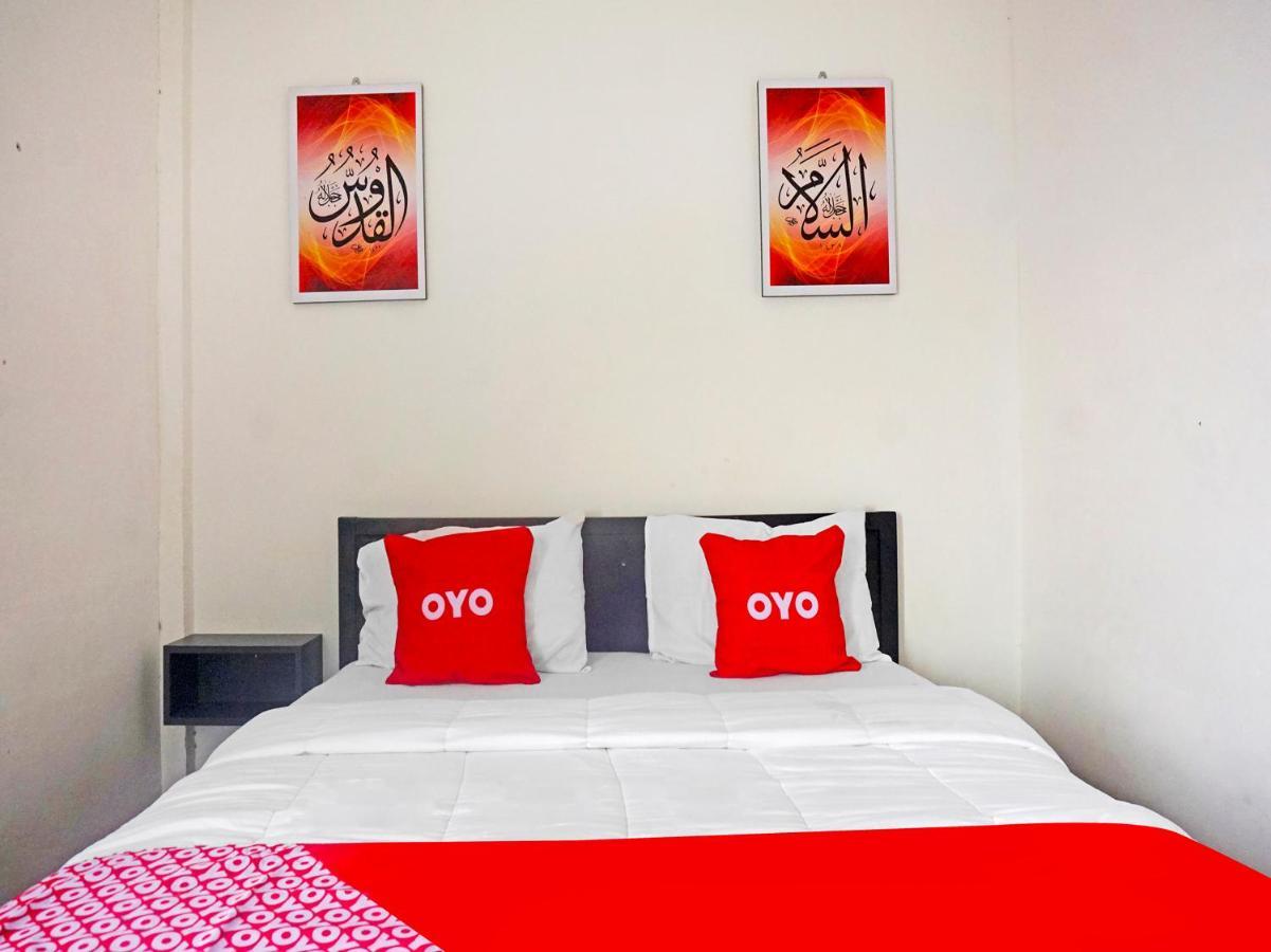 ג'קרטה Oyo 91412 Ameera Inn Syariah מראה חיצוני תמונה